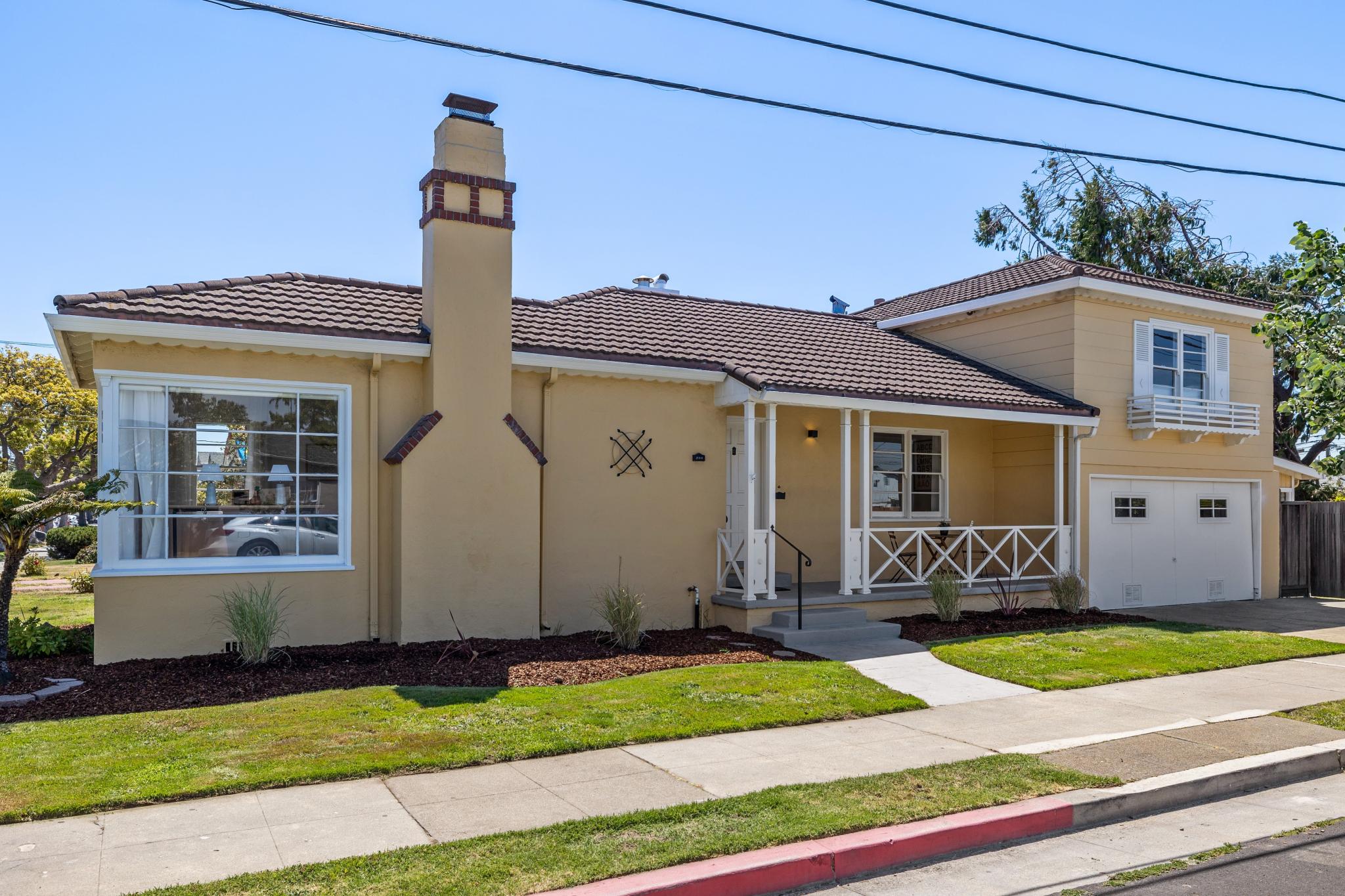 200 Santa Clara Ave