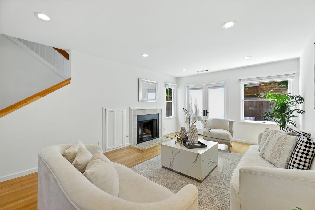 357 Centre Ct