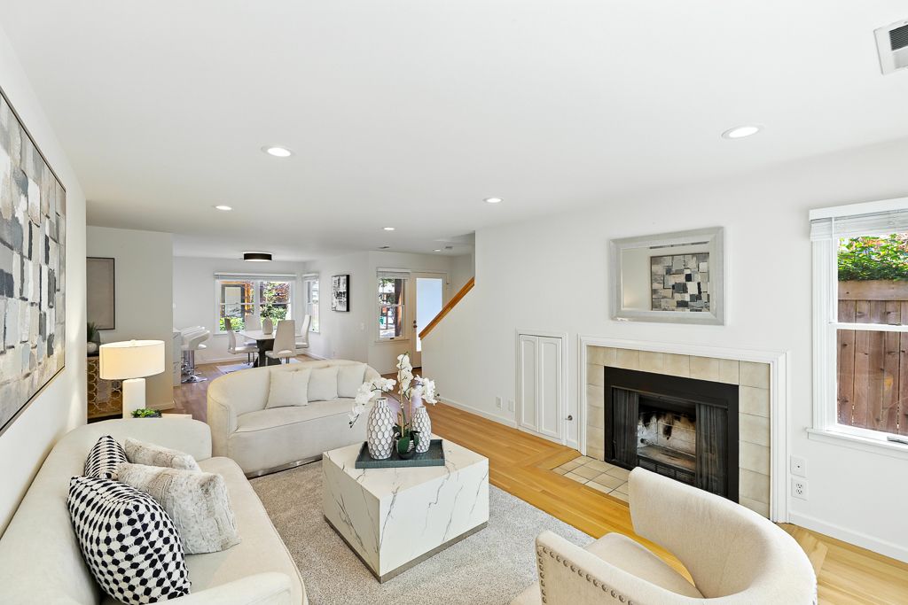 357 Centre Ct