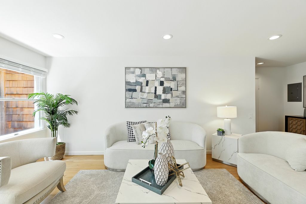 357 Centre Ct
