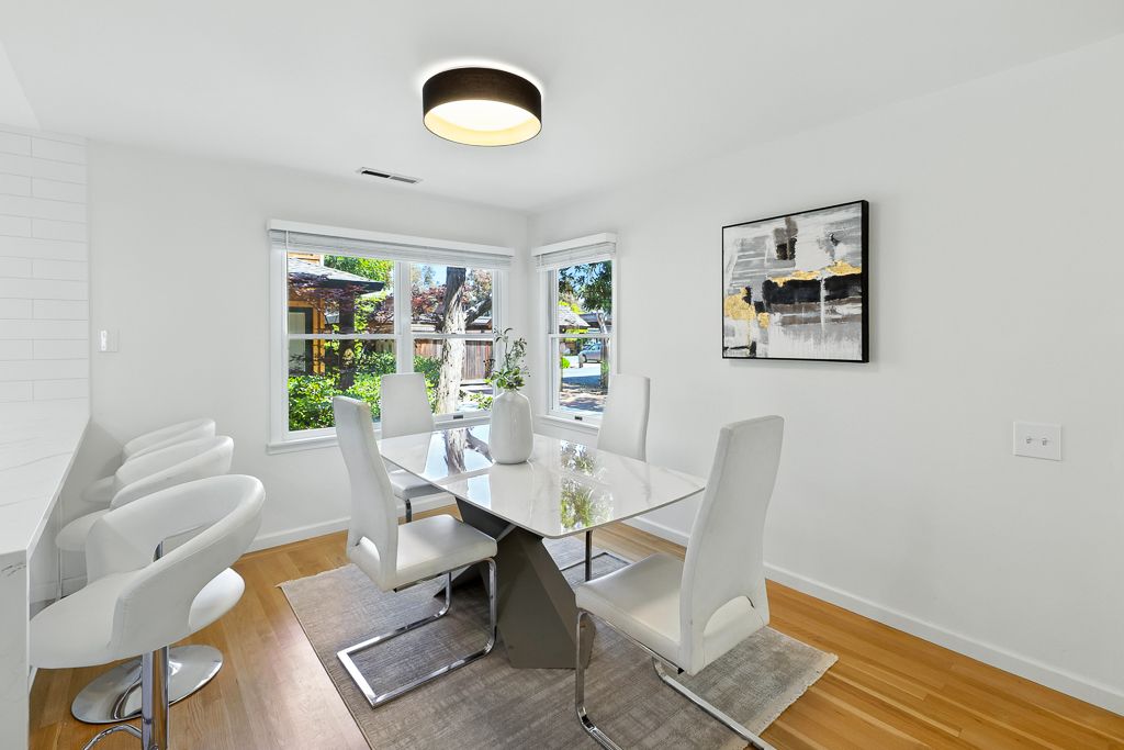 357 Centre Ct