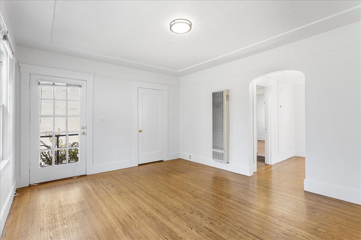 1106 Park Ave #7