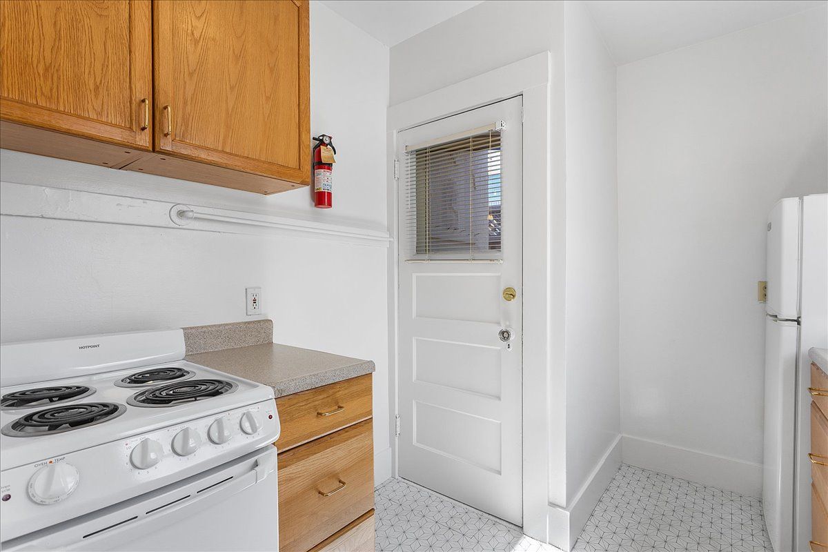 1106 Park Ave #7