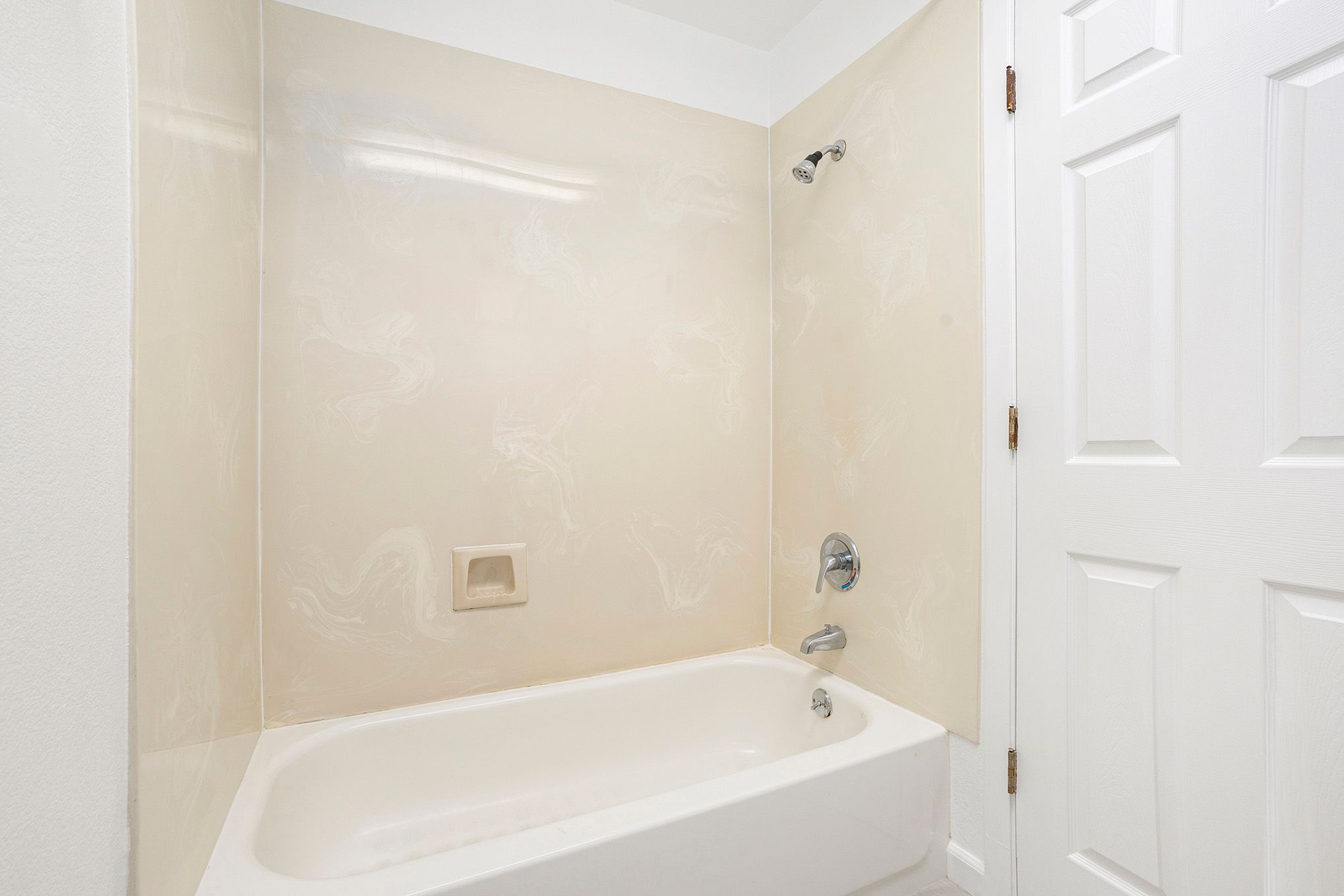 1712 Stanton St - lower unit