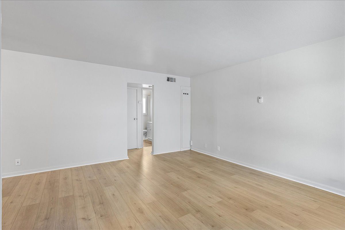 1715 Central Ave #12