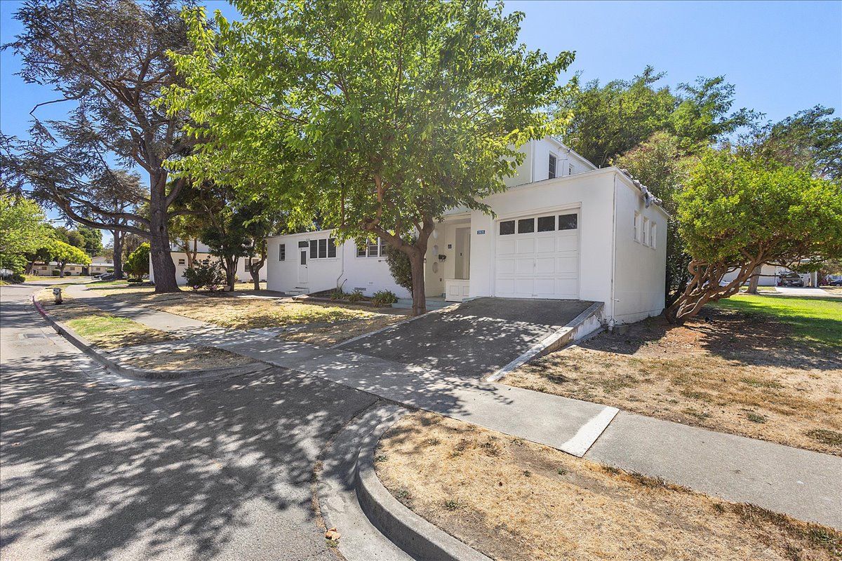 2835 San Pedro Rd.