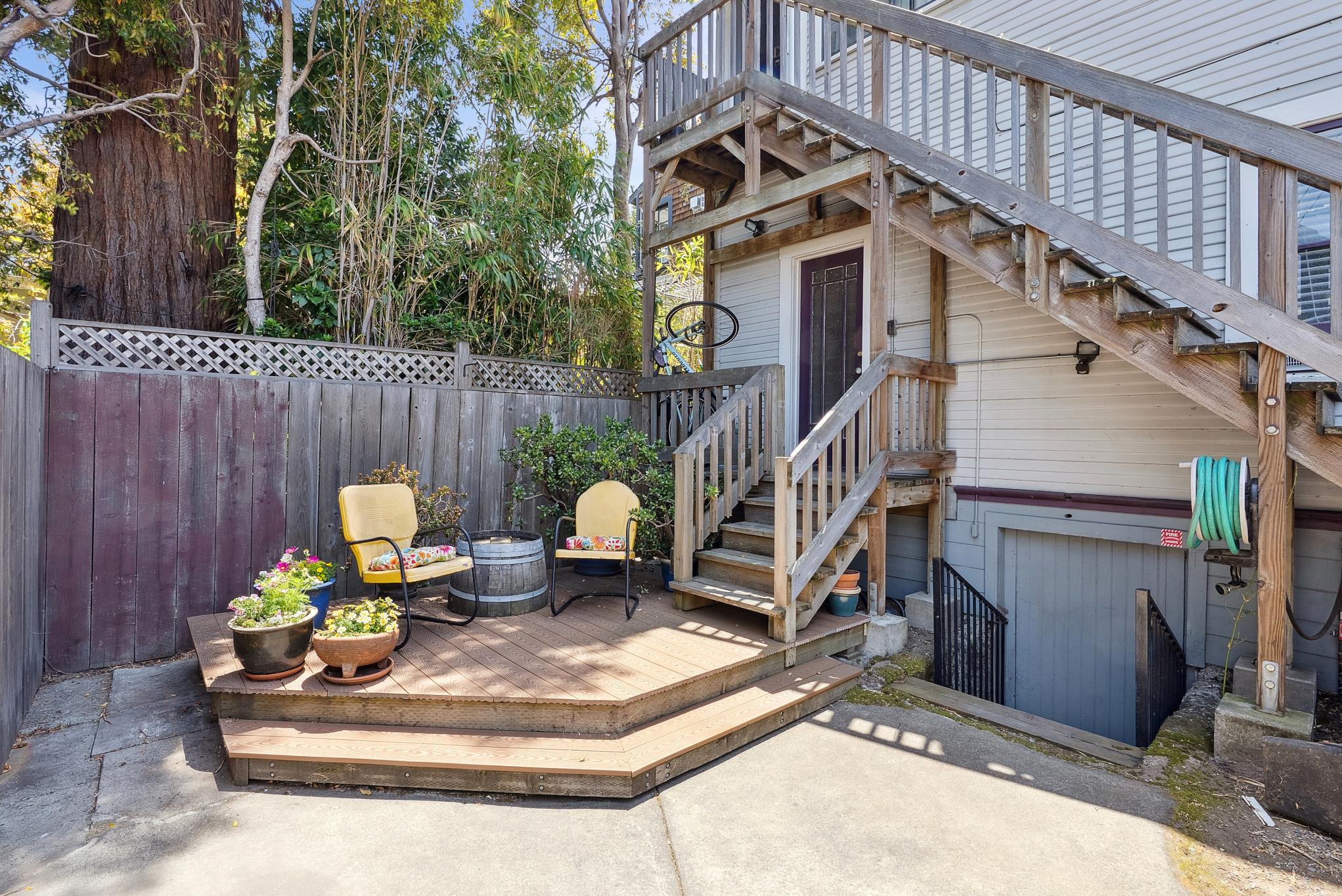 2117-19 Alameda Avenue