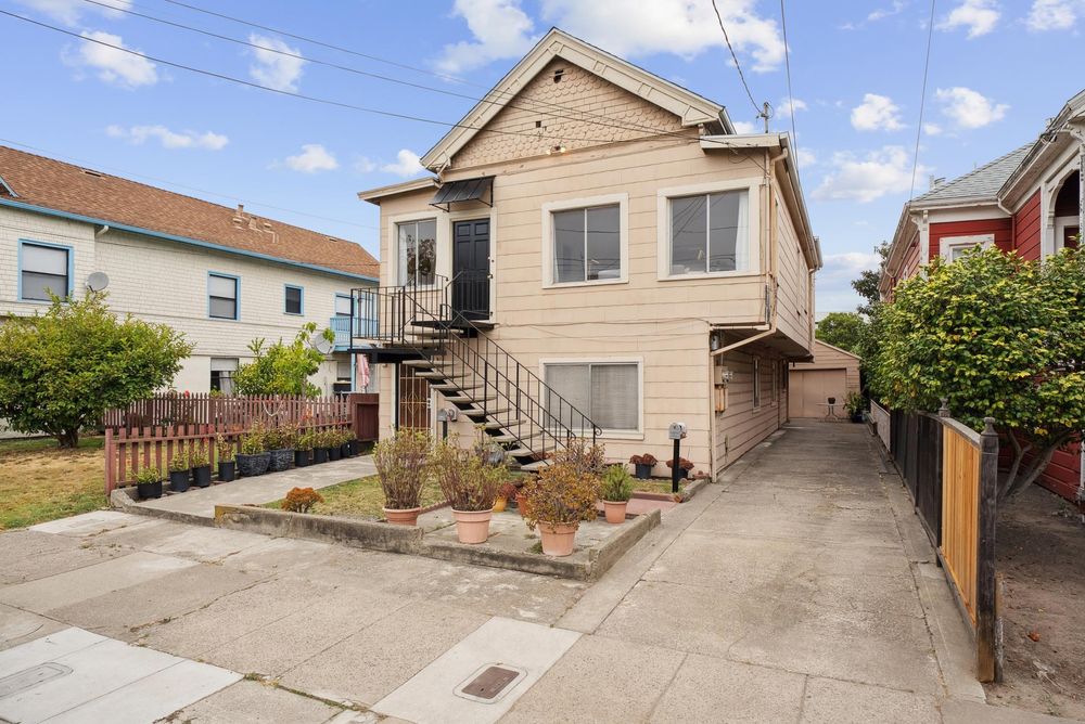 1805 Eagle Avenue