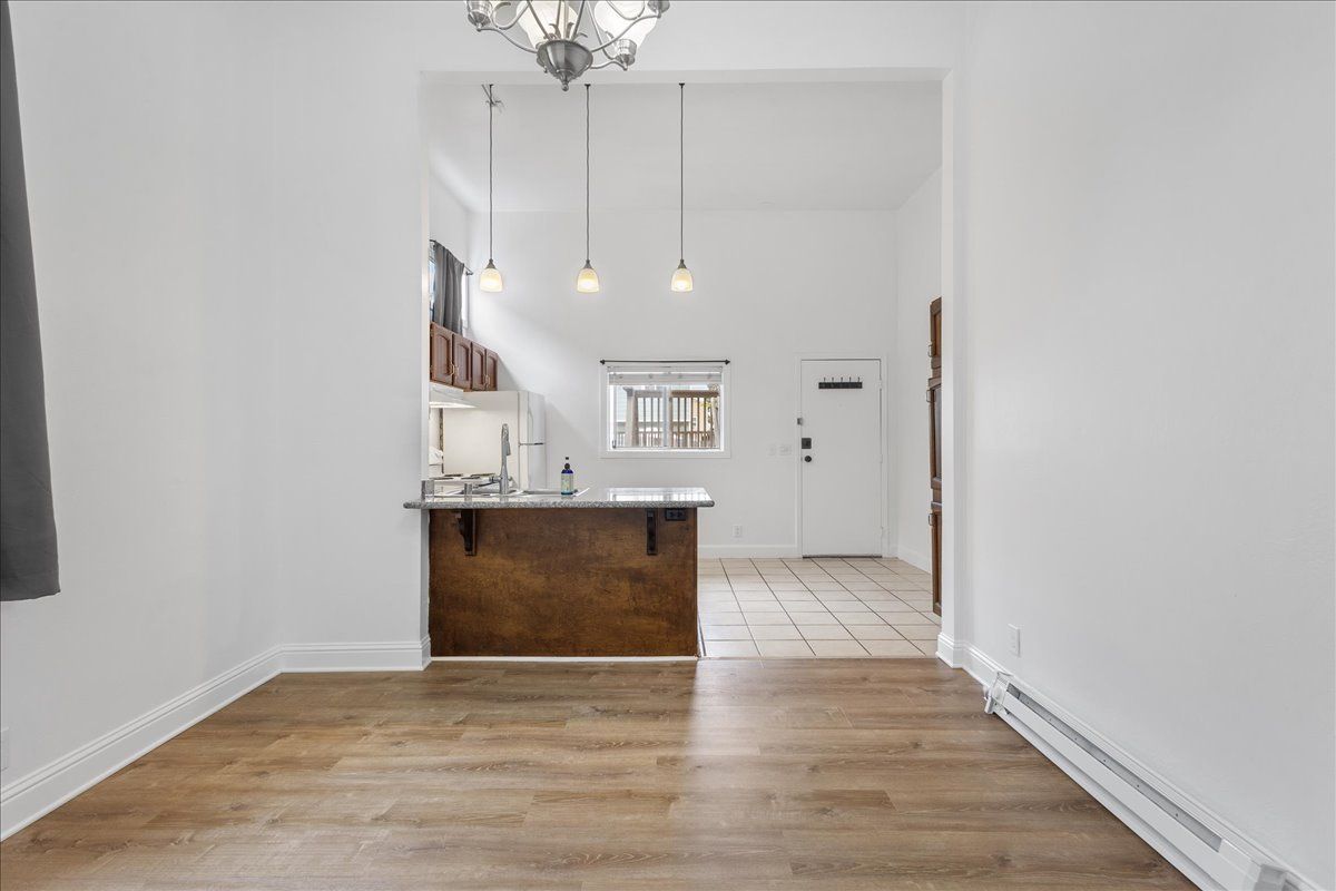 537 Central Ave #A