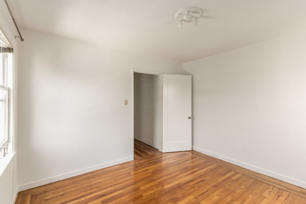 1535 Everett Street #5