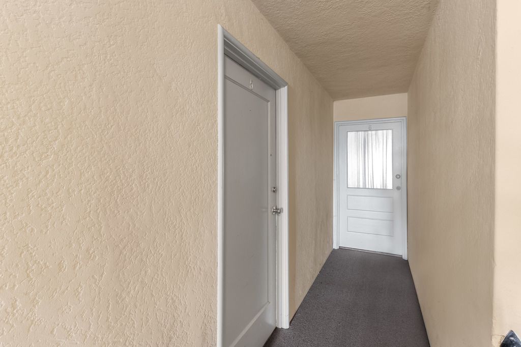 1535 Everett Street #5