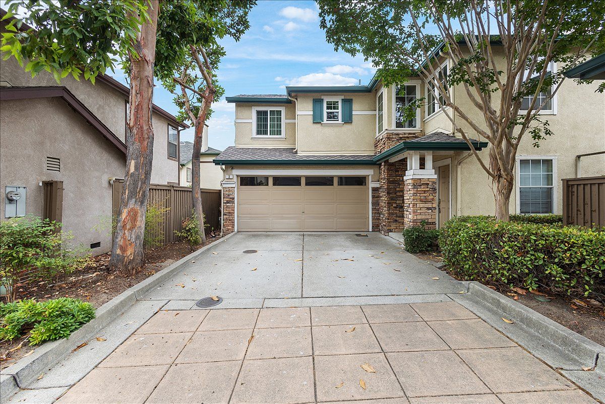 3 Cerruti Ct
