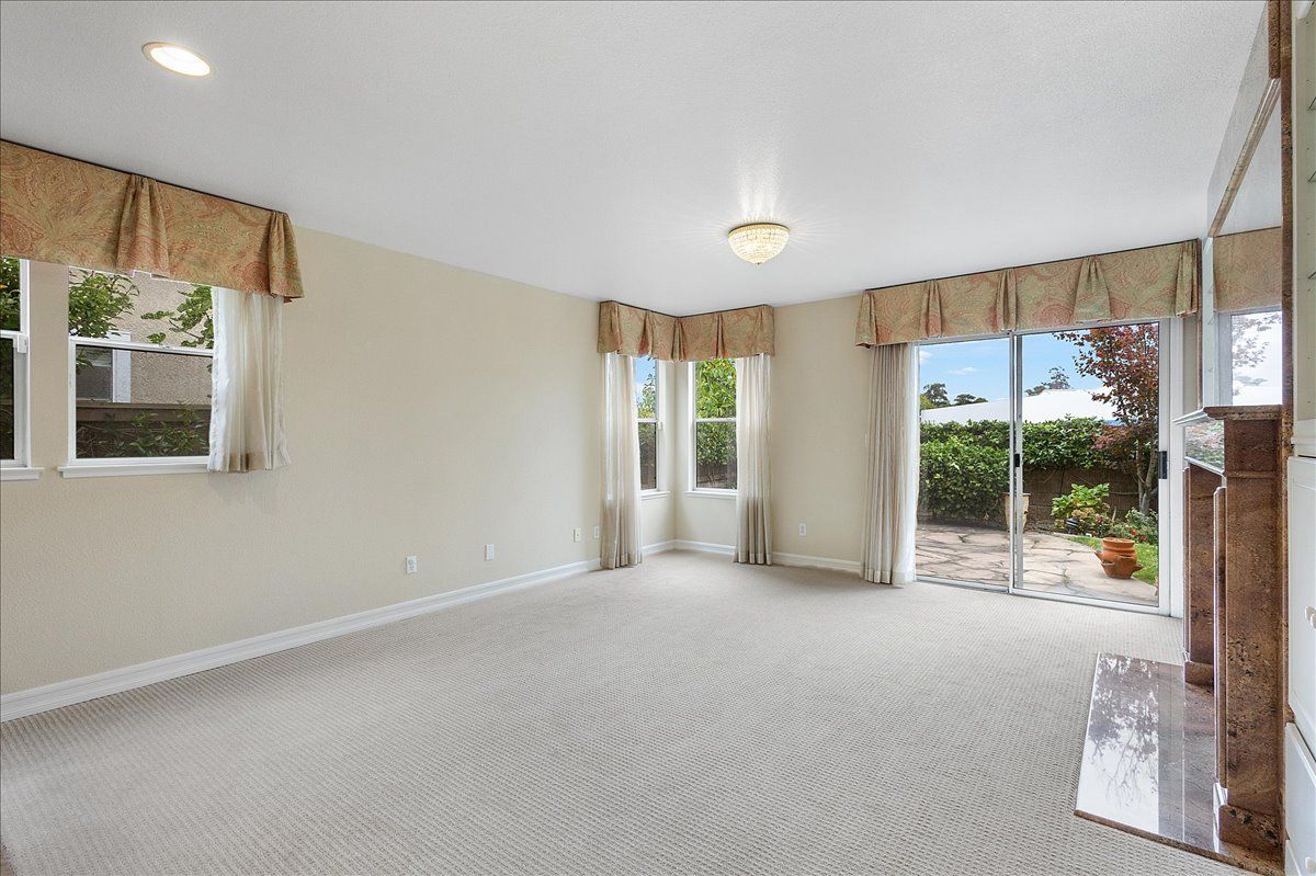 3 Cerruti Ct