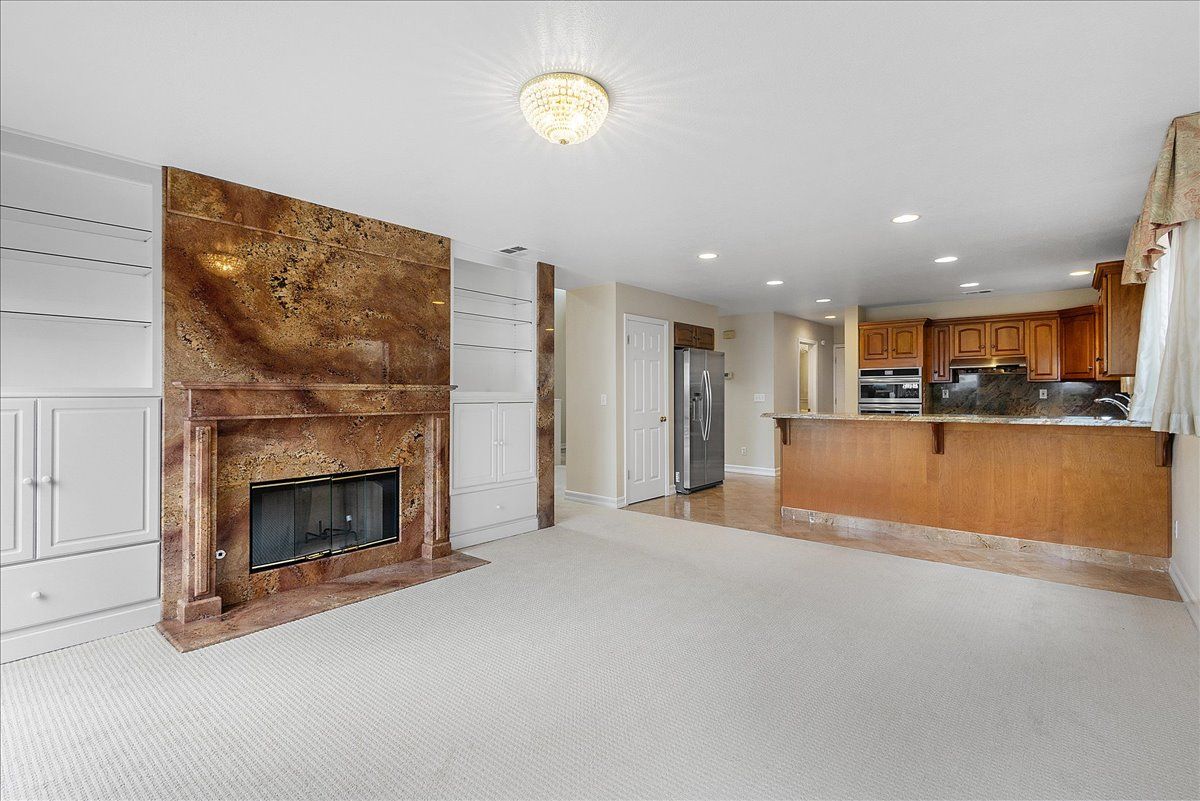 3 Cerruti Ct