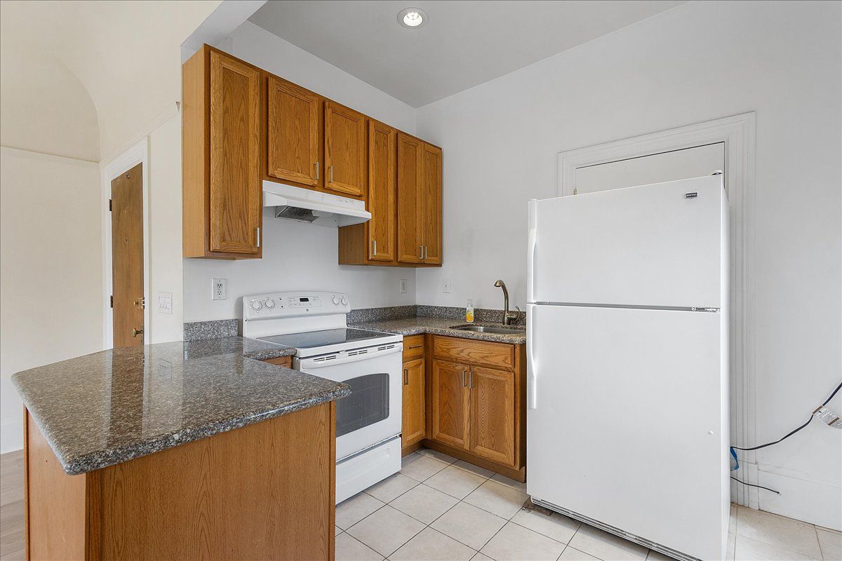 1625 Central Ave C-2