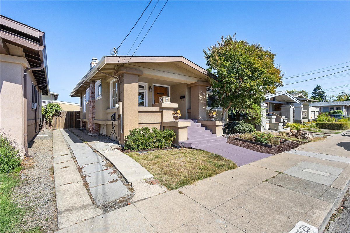 2529 Noble Ave