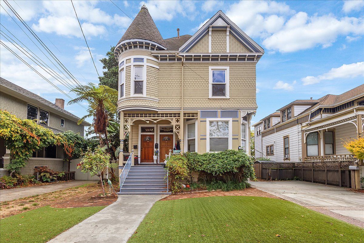 1228 Park Ave 