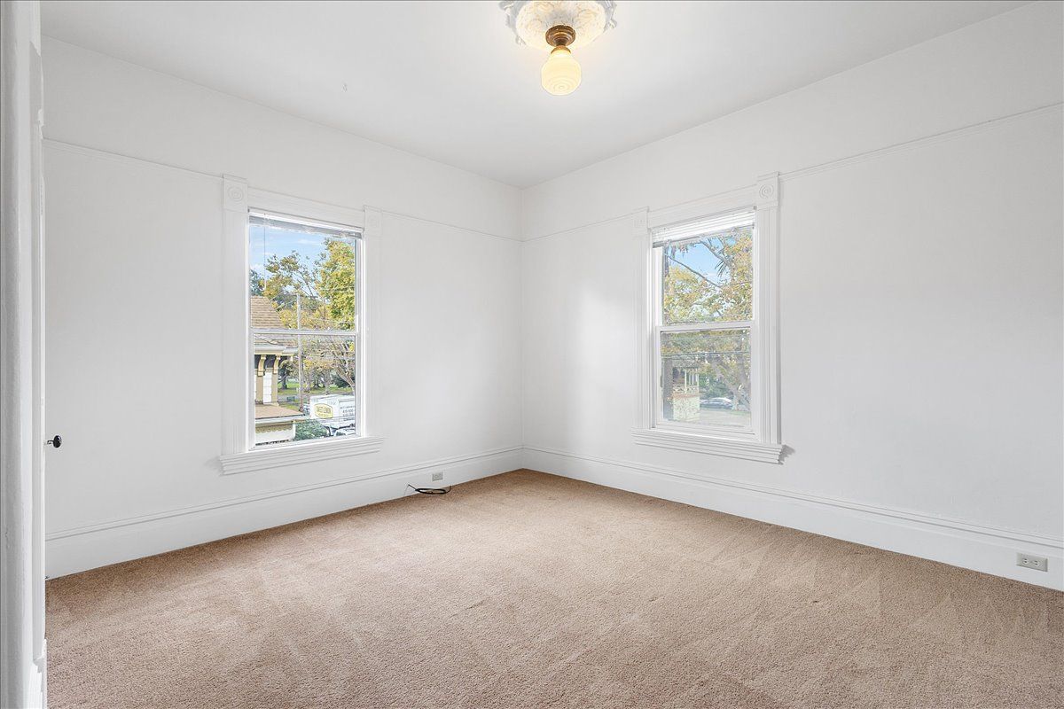 1228 Park Ave 