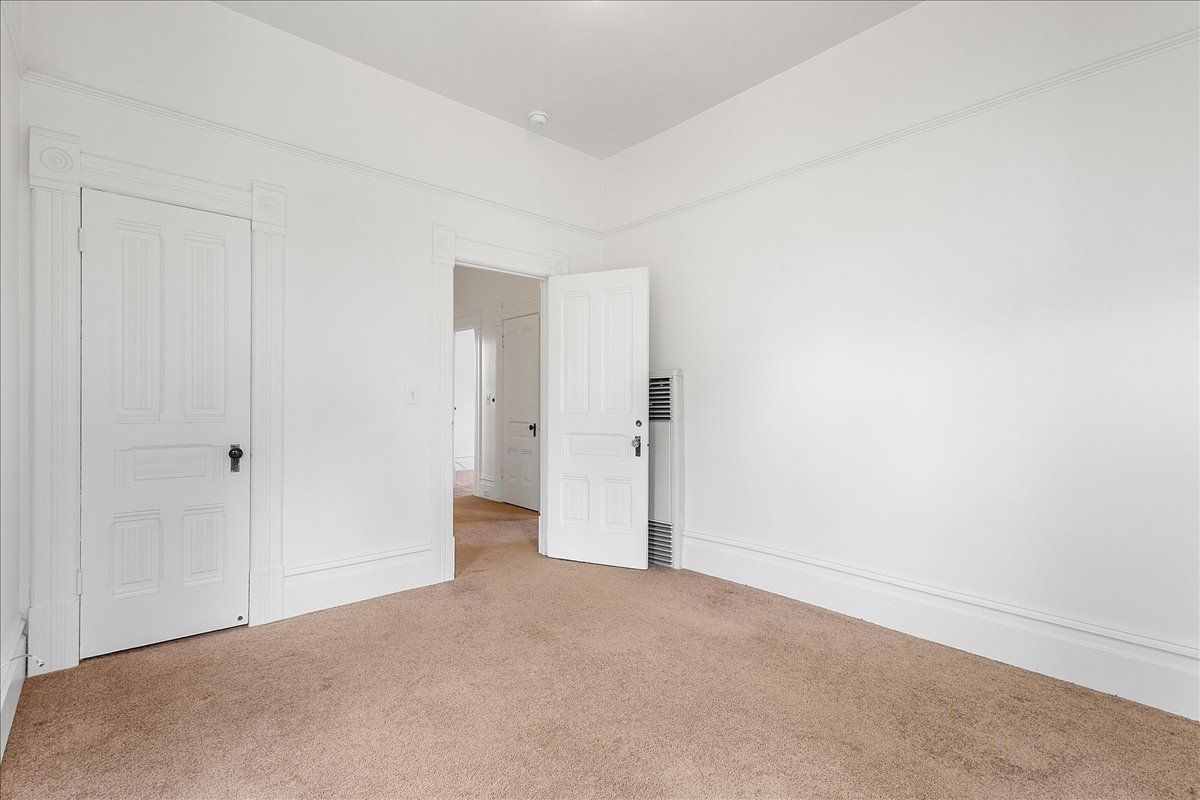 1228 Park Ave 