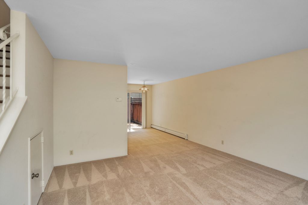 2229 Clinton Ave #C