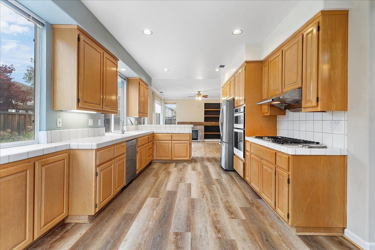 16 Smith Ct