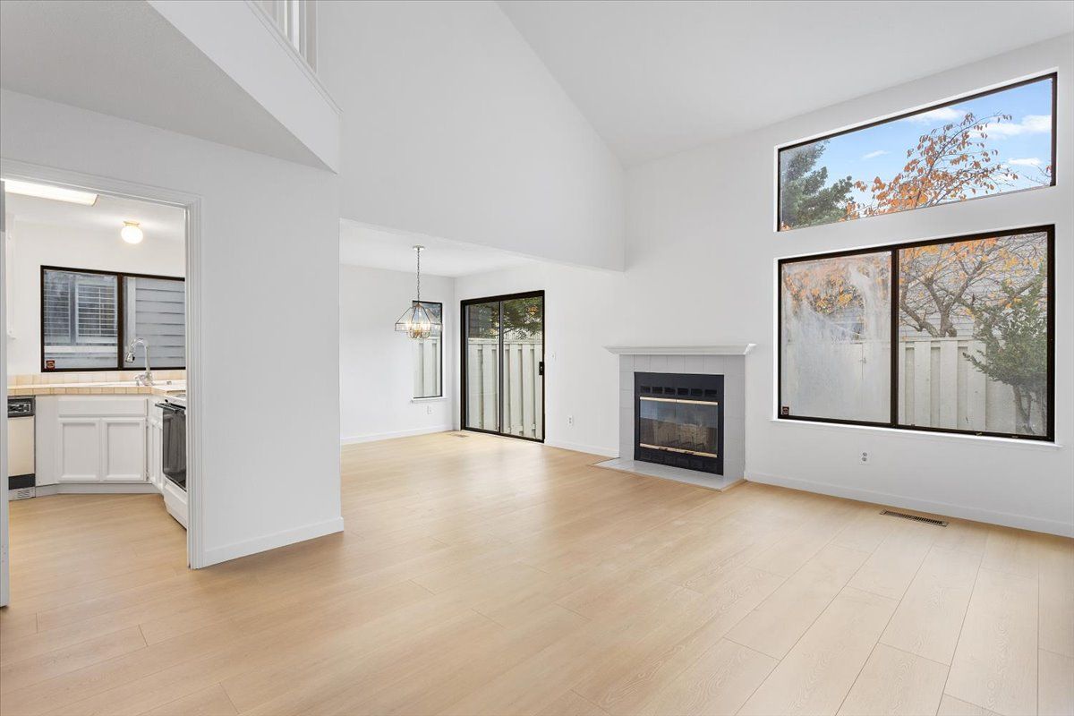 303 Delmonte Way