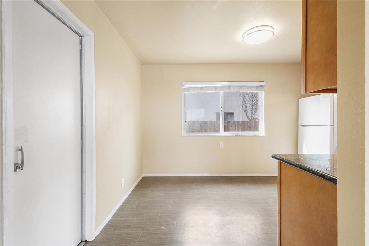 267 Flint Ct #5