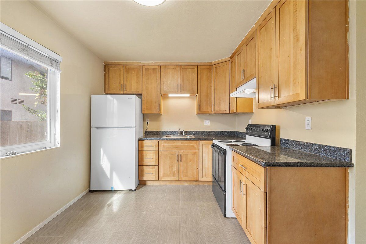 267 Flint Ct #5
