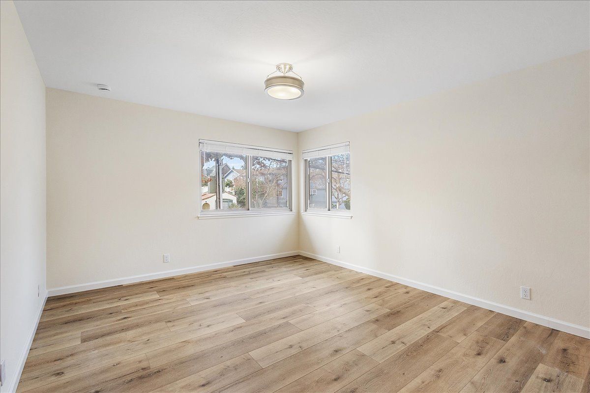 2015 Central Ave #E