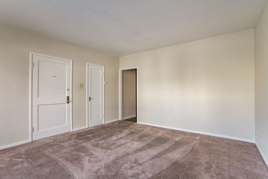2432 Webb Ave #A