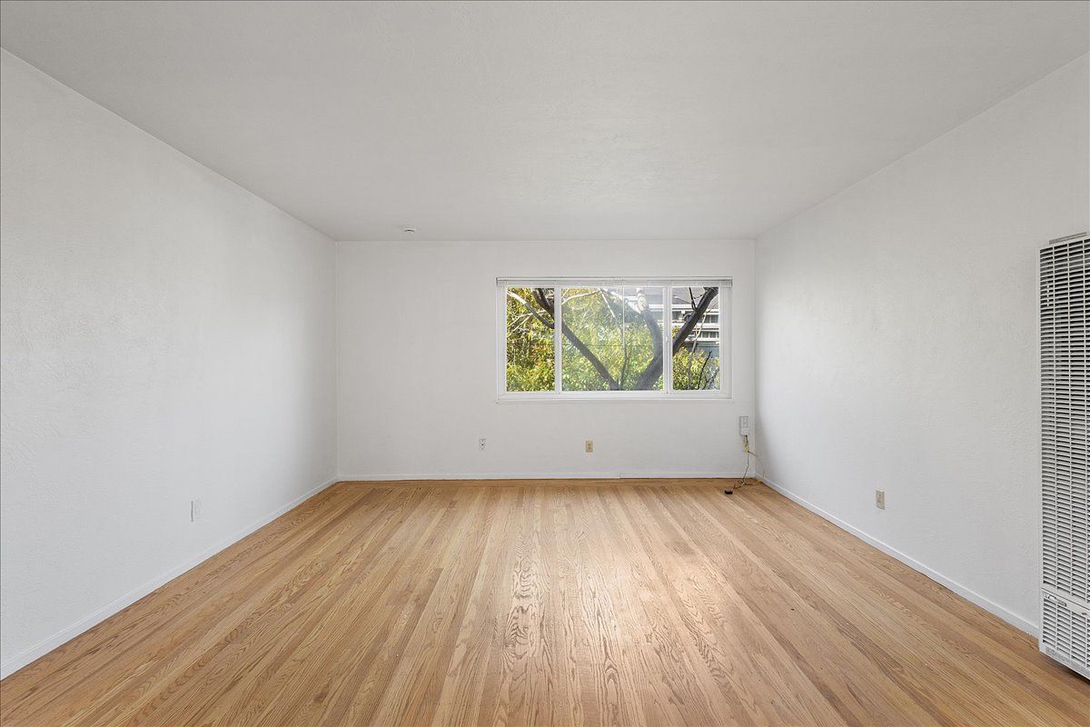 610 Santa Clara Ave #B