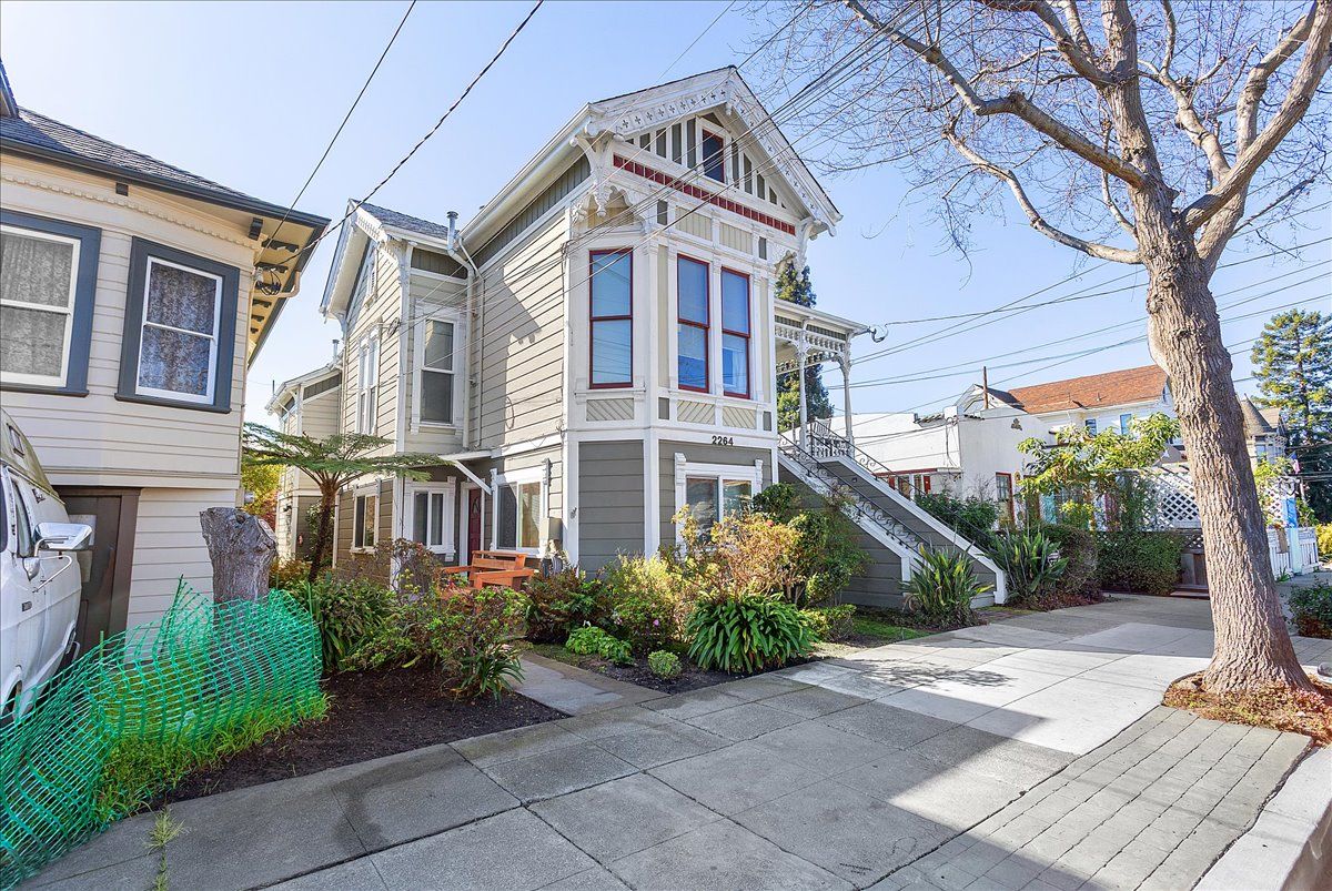2264 San Jose Ave #B