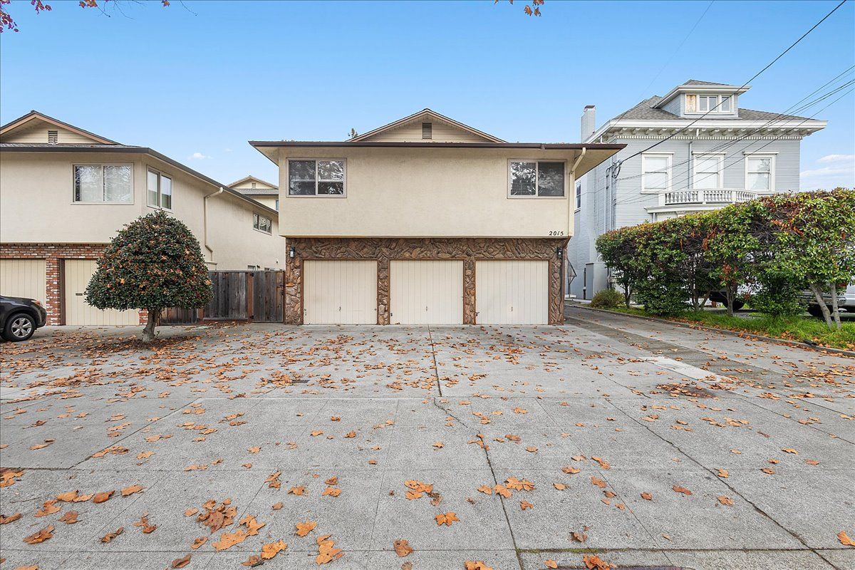 2015 Central Ave #D