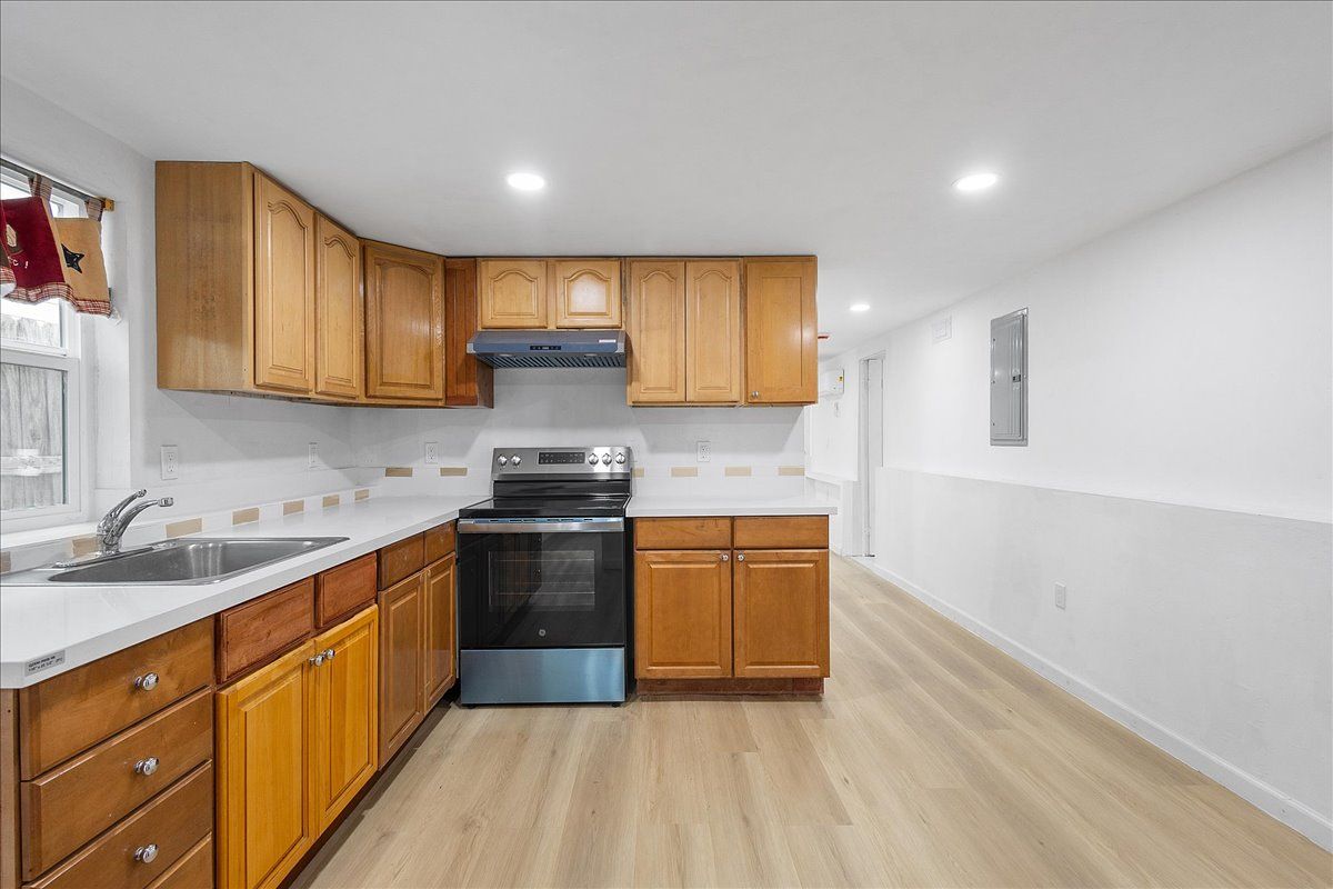 2246 Encinal Ave #B