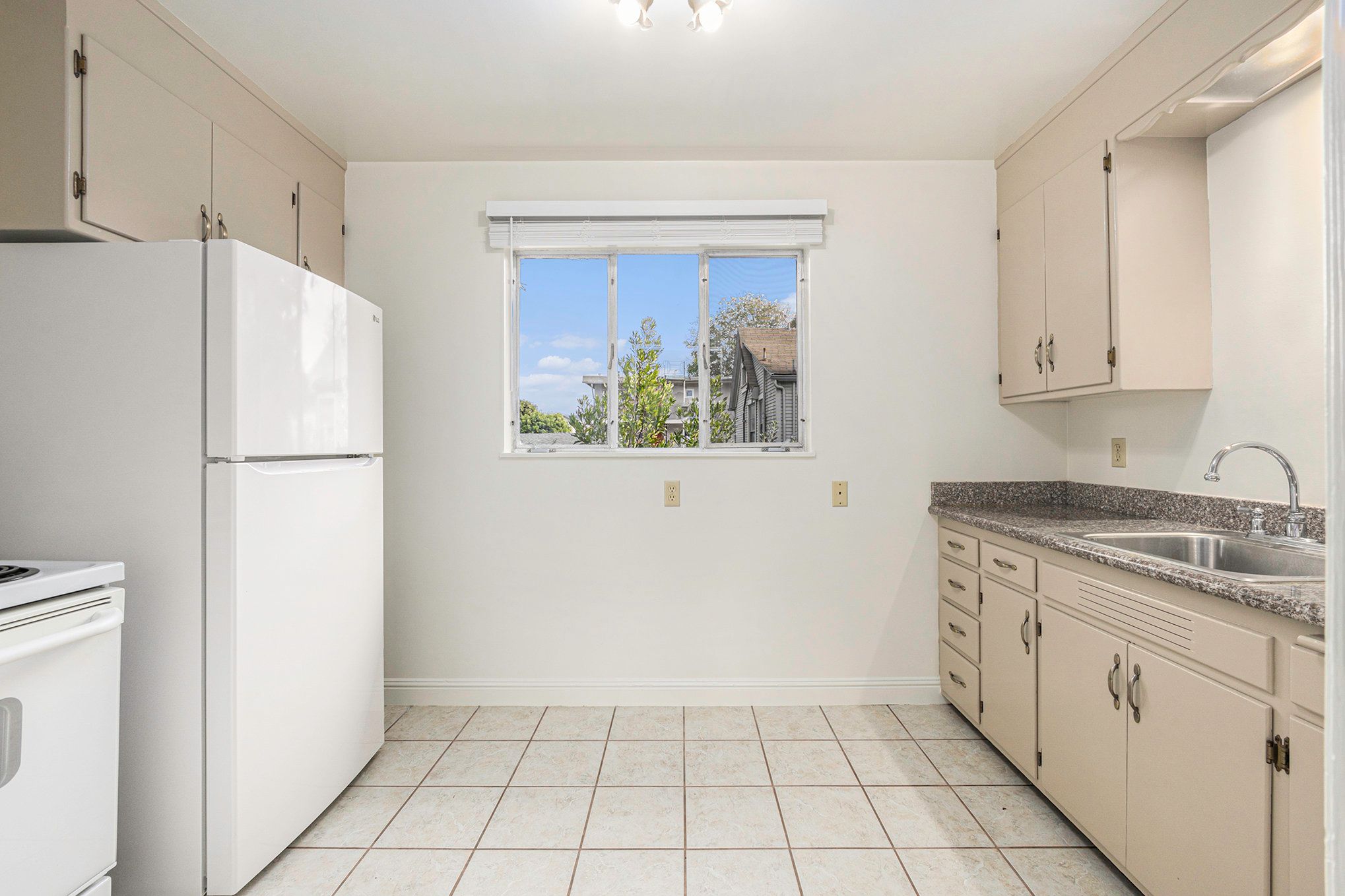 2145 Santa Clara Ave #H