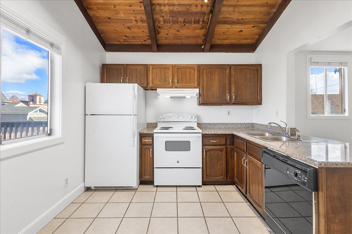 537 Central Ave #D