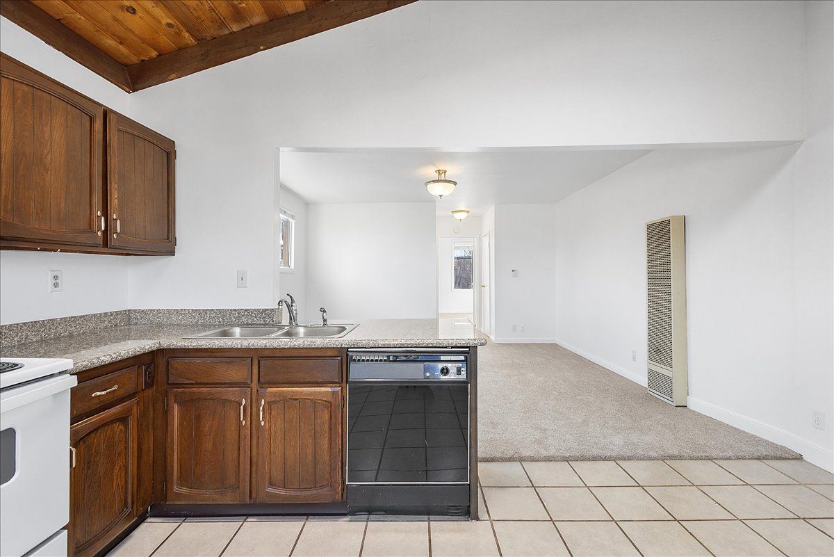 537 Central Ave #D