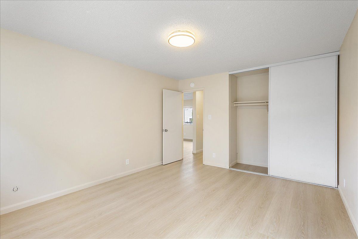 2208 San Antonio #D