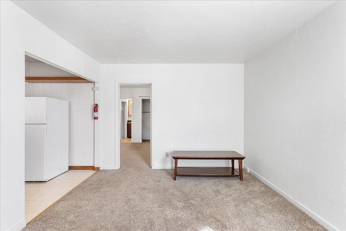 3249 Encinal Ave #B