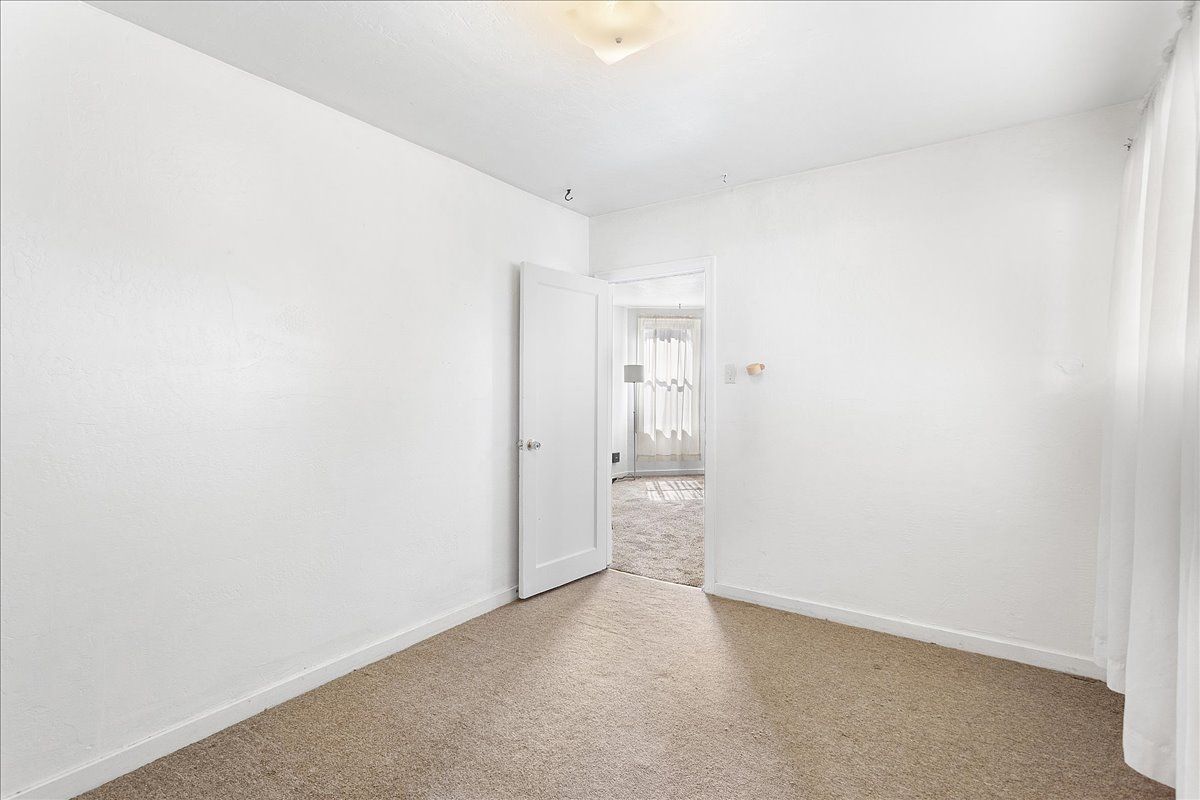 3249 Encinal Ave #B