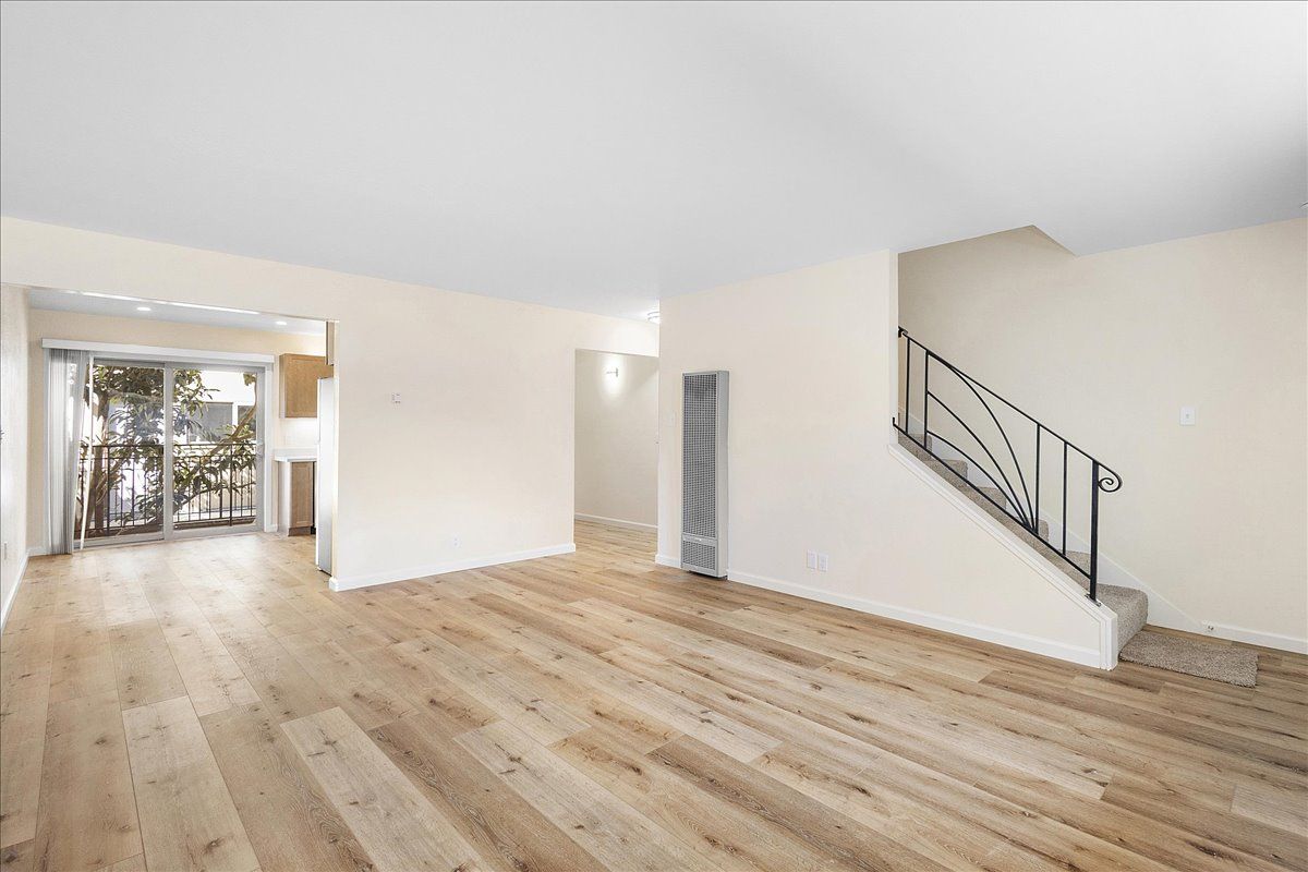 2015 Central Ave #H