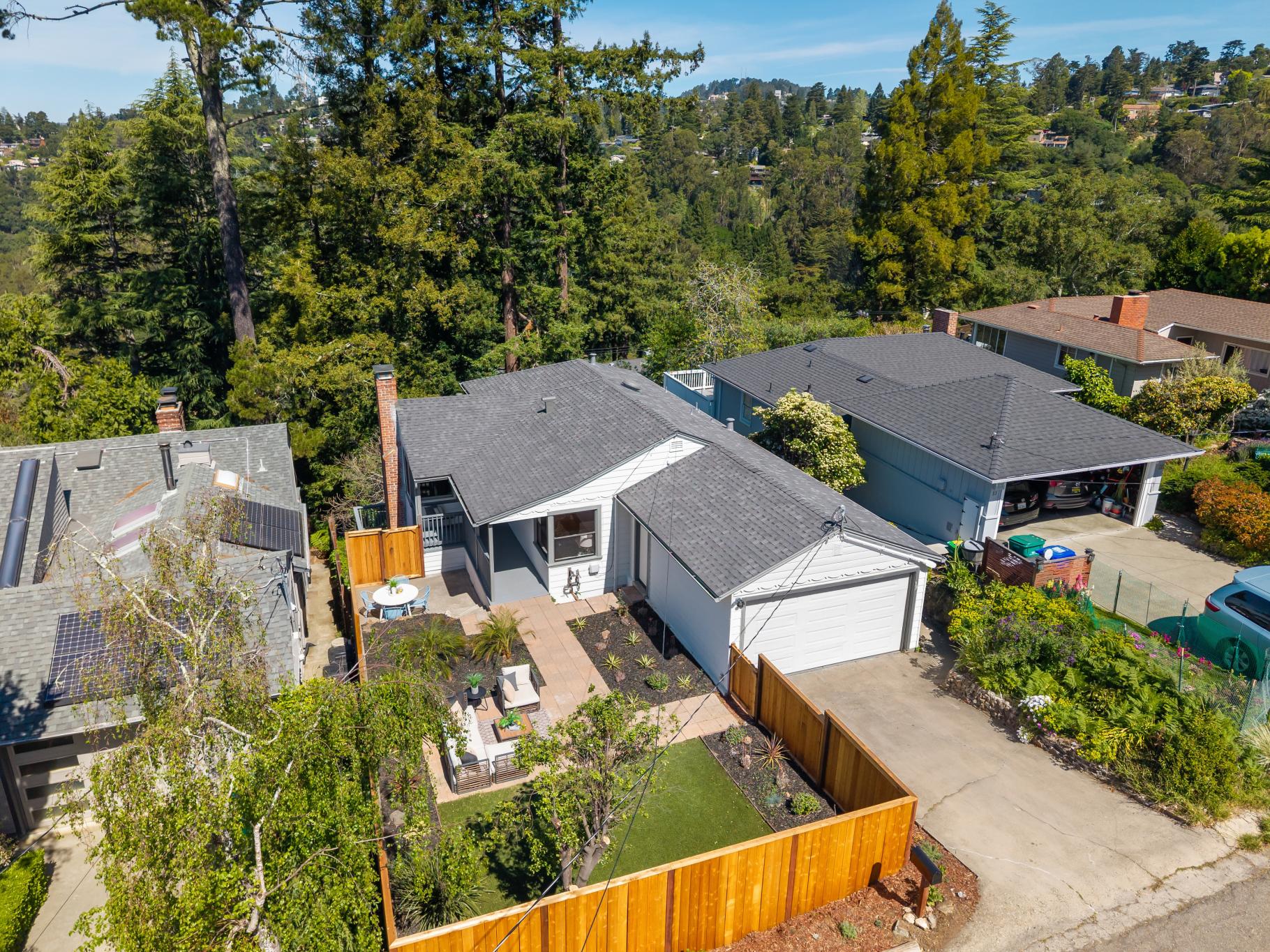 39 Chatsworth Ct