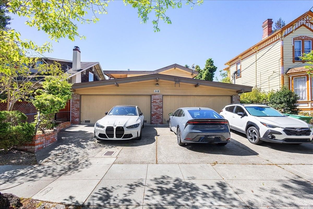 2118 Alameda Ave #D