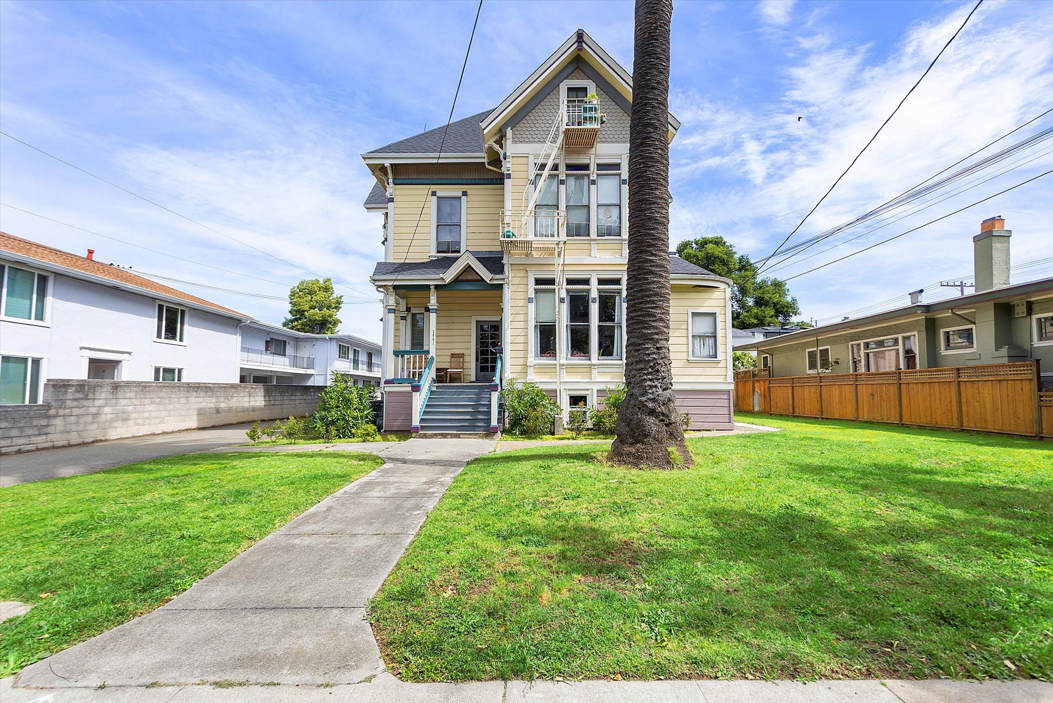 2061 Central Ave #2