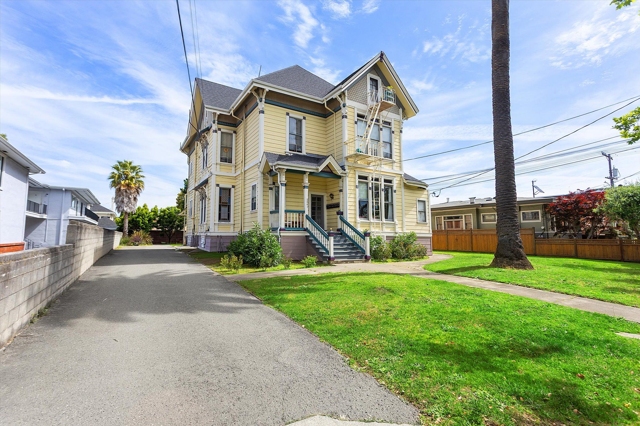 2061 Central Ave #2