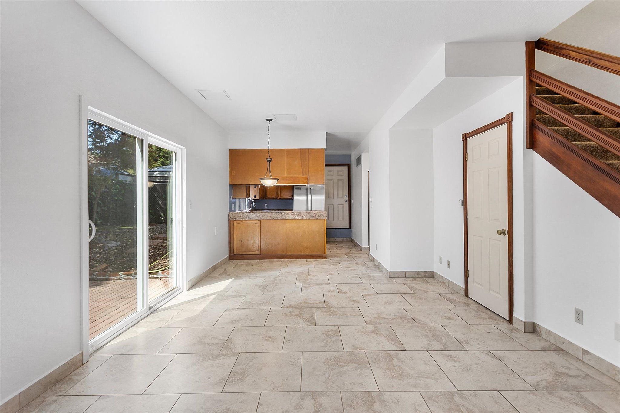 1527 Verdi Street 