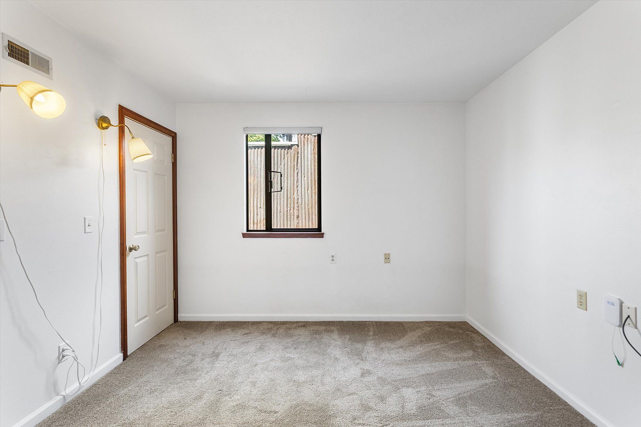 1527 Verdi Street 