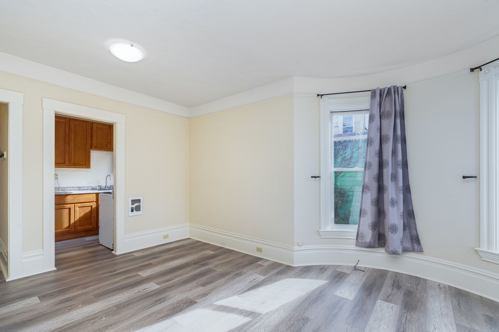 2309 San Jose Ave #4