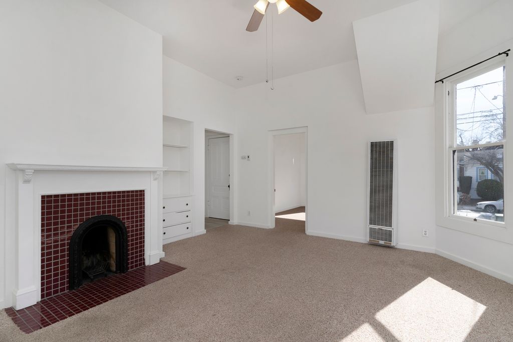 1529 Union Street #B