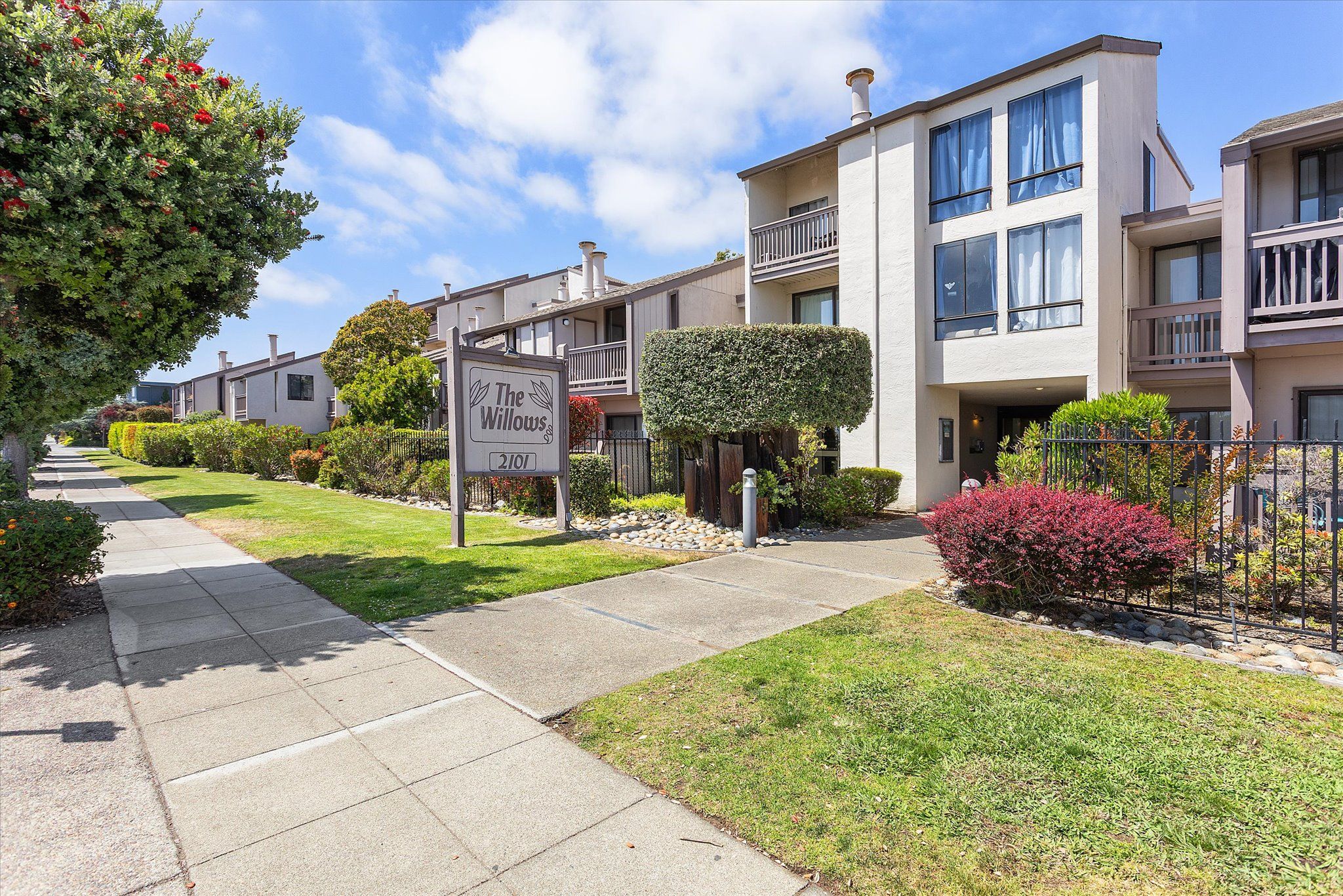 2101 Shoreline Dr #147